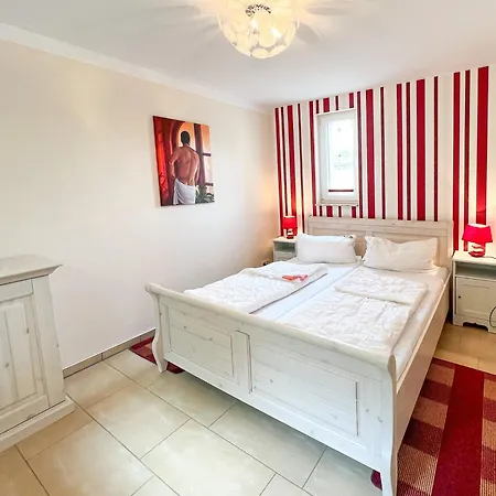 Seemannsruh Gemütliche Für Ihren Kurzaufenthalt An Der Müritz Apartment *